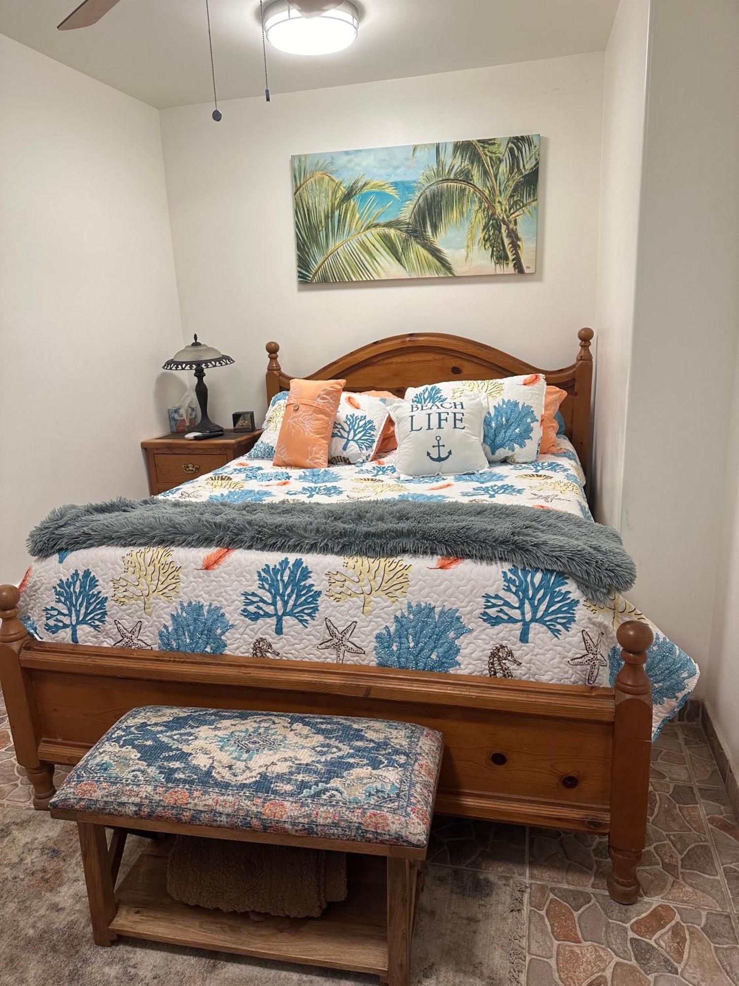 Dolphin Get Away Homestay Rosarito